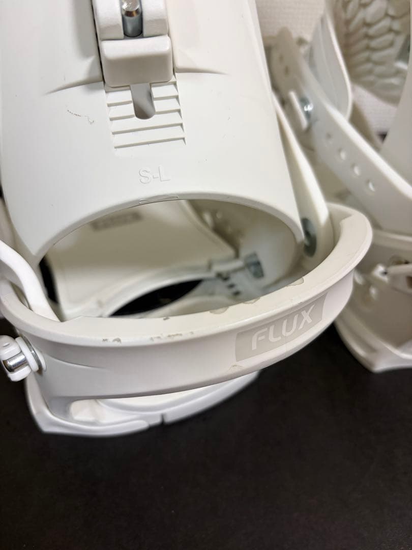 FLUX XF スノーボードビンディング ホワイト