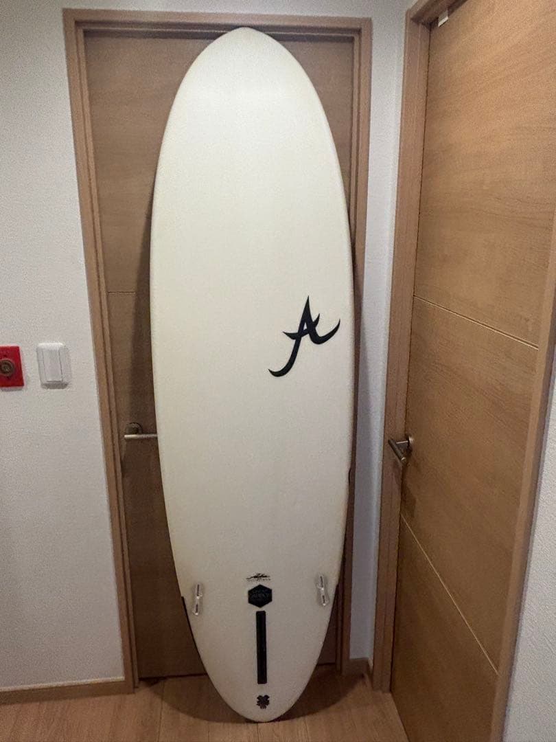 ALOHAサーフボード（フィン、リーシュ、ソフトケース付）