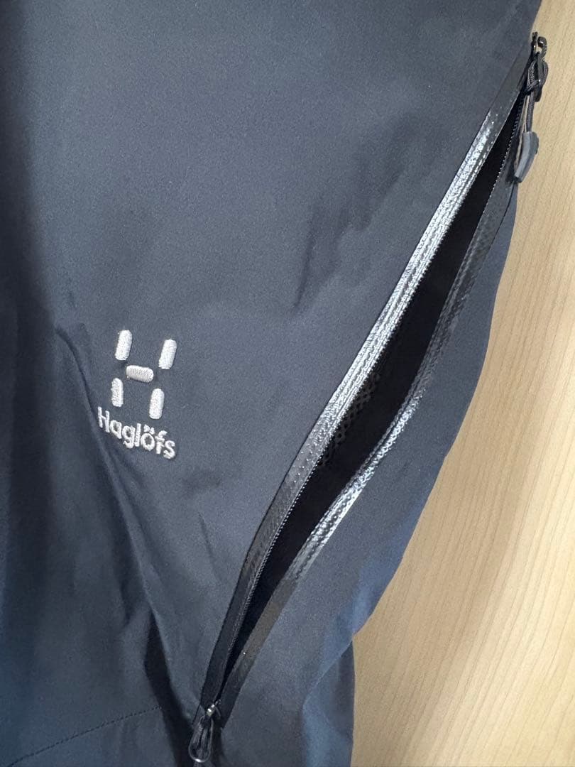 ホグロフス スノーボードパンツS