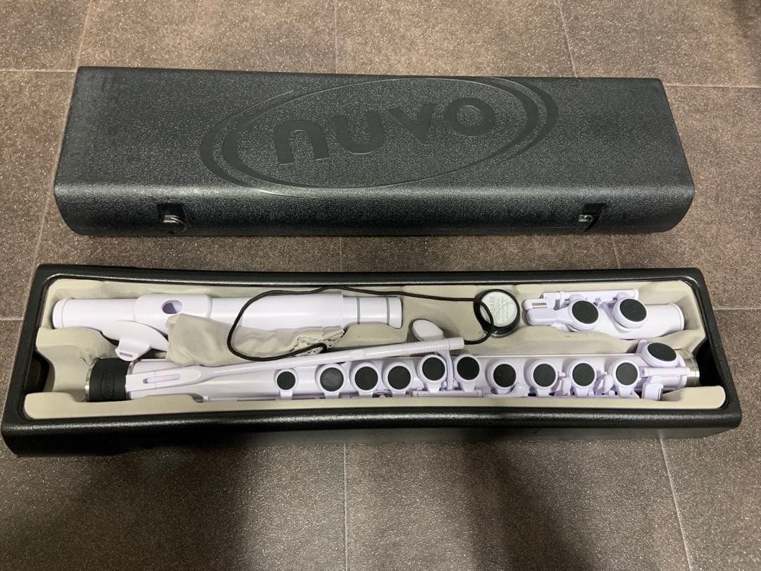 NUVO STUDENT FLUTE 2.0 ホワイト