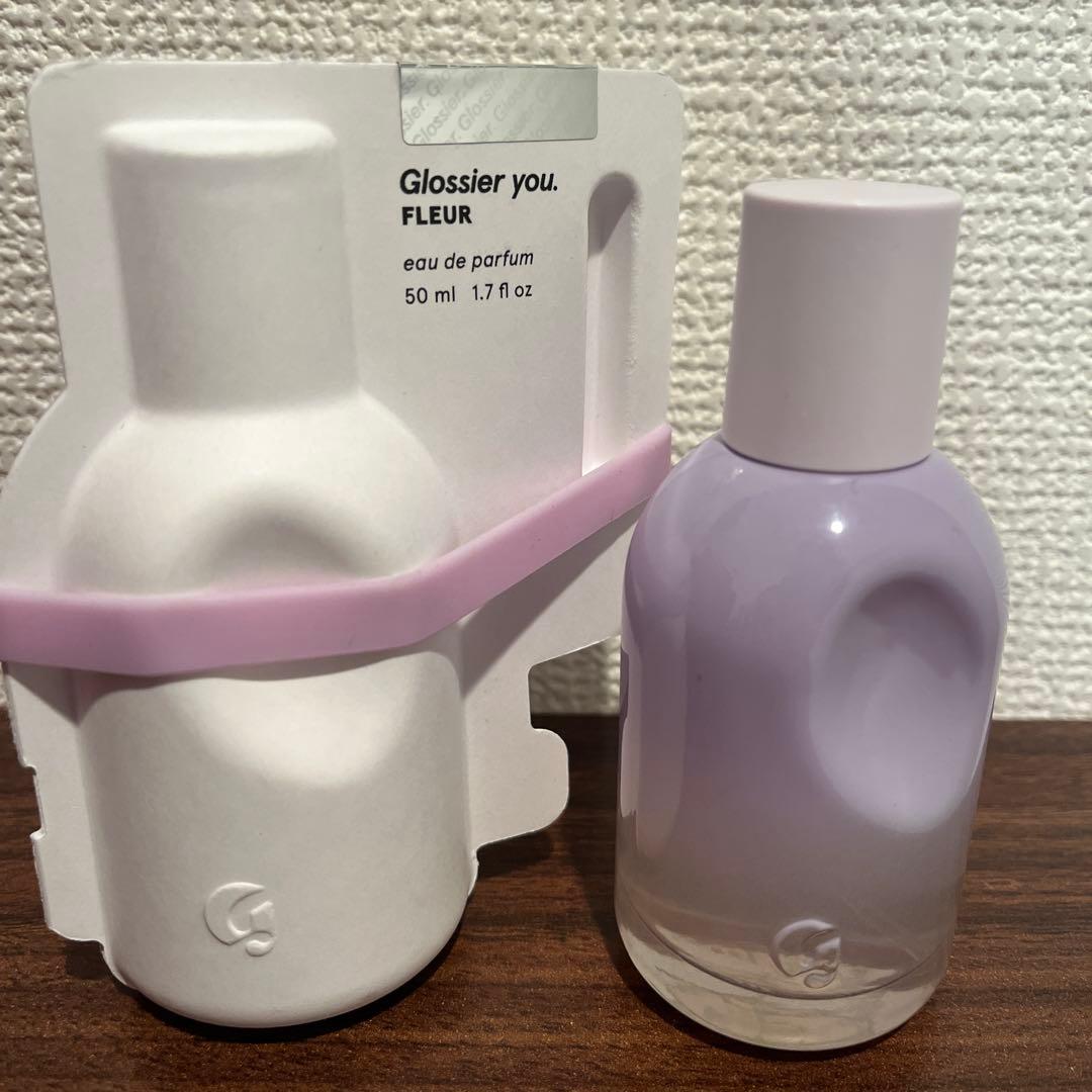 Glossier you. FLEUR オードパルファム 50ml