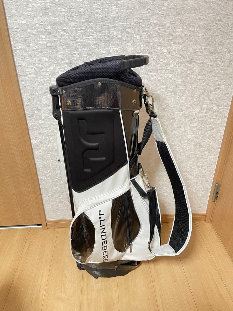 J.LINDEBERG キャディバッグ 白/黒　スタンドバッグ　フード無し