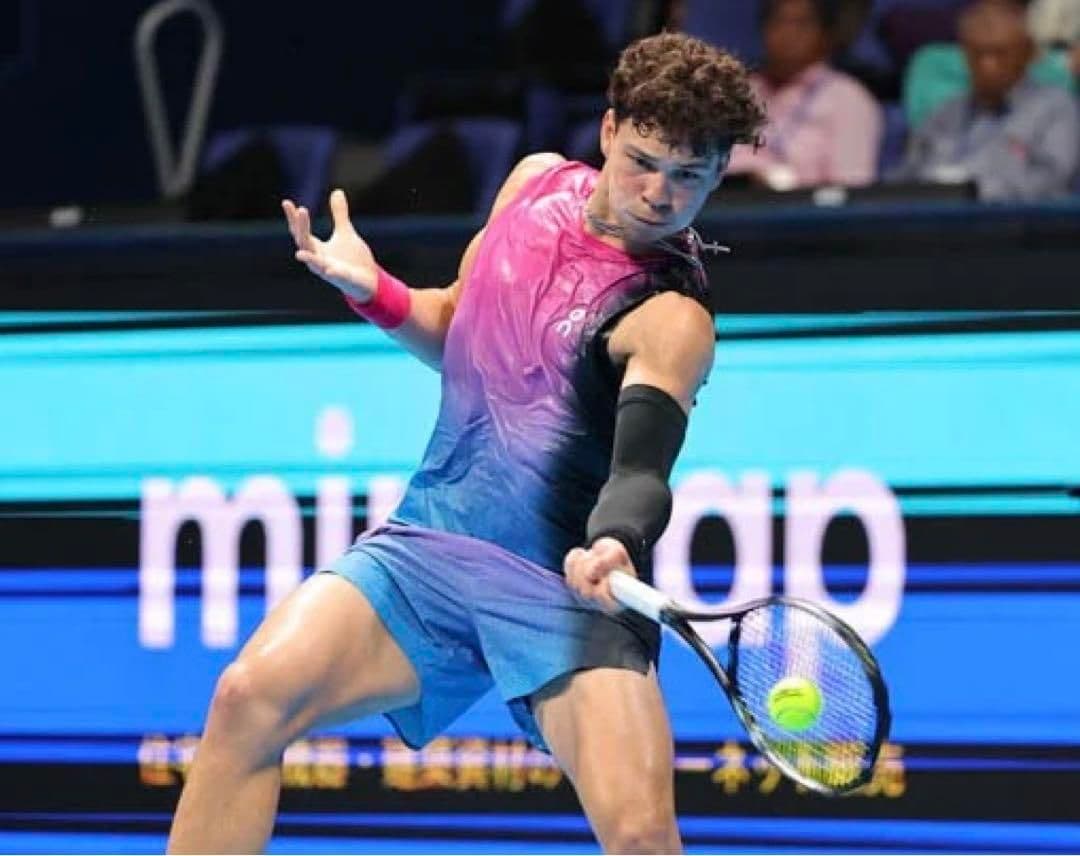 ON テニスウェア ノースリーブ メンズ