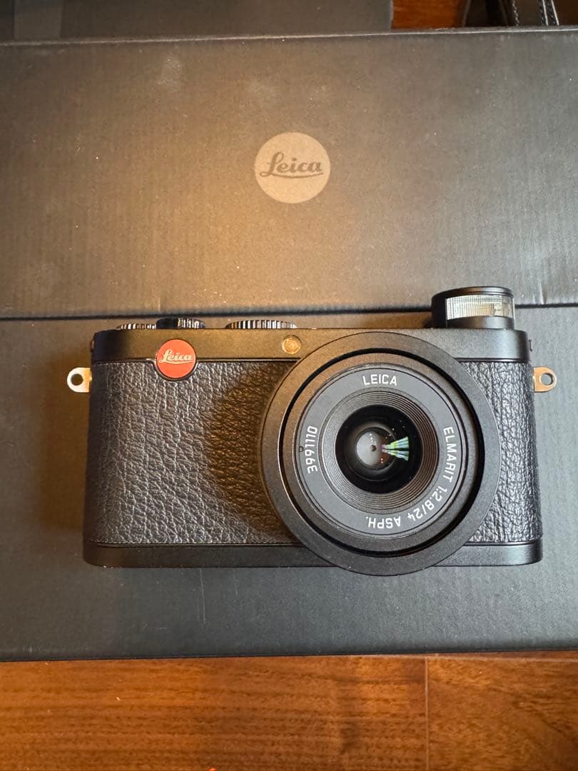 LEICA ライカ　X1 ブラック　※レザーケース付