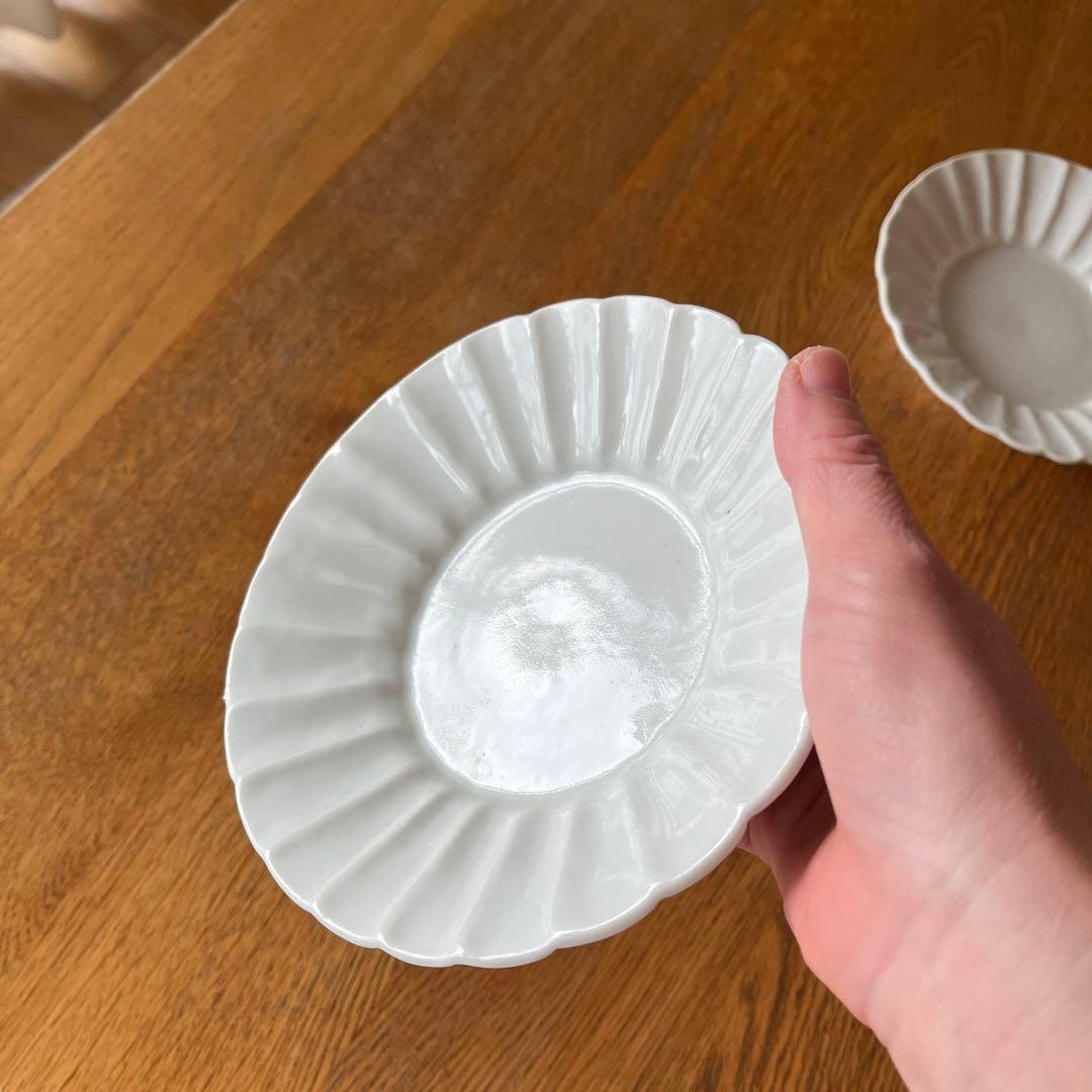 伊藤聡信 白磁輪花皿 2枚セット - メルカリ