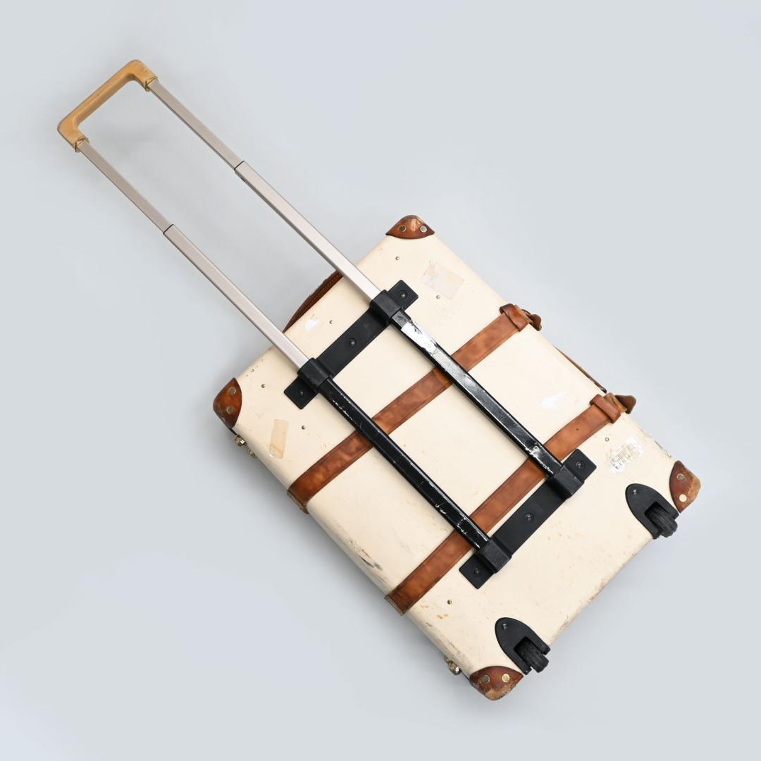 ■ □ 44414★年 グローブトロッター キャリーバッグ サファリコレクション