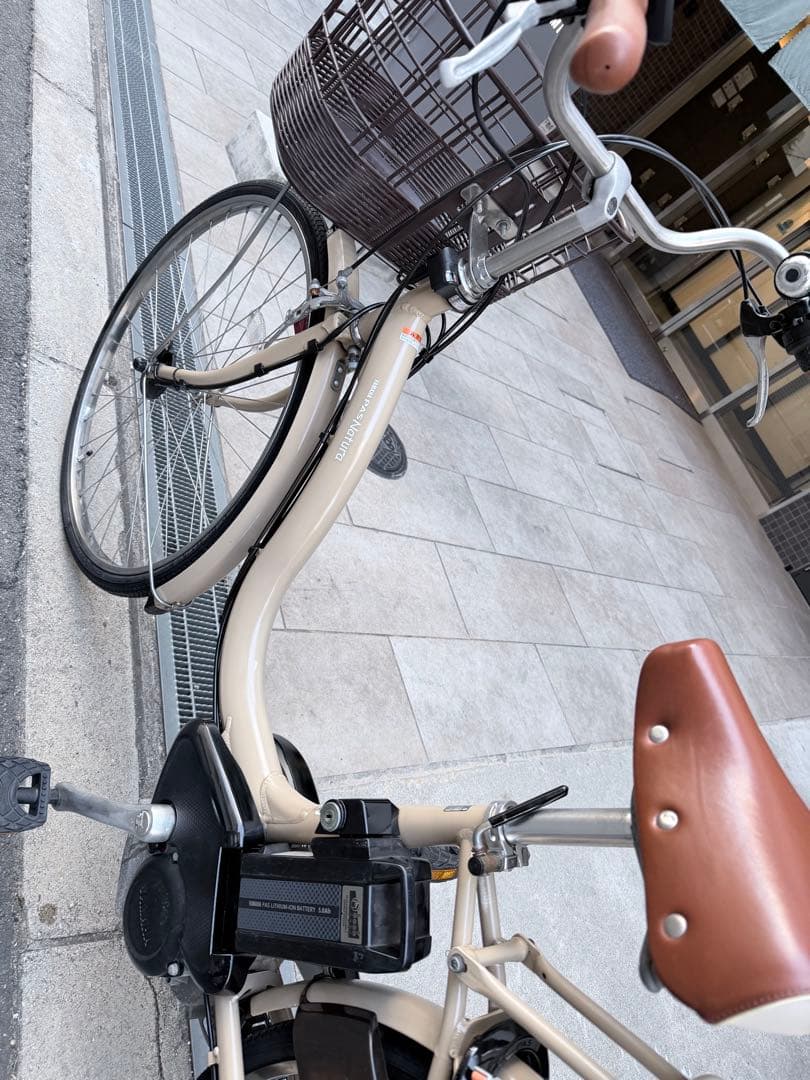 大阪府　無料配達　ヤマハ　電動アシスト自転車 ベージュ 前バスケット付き