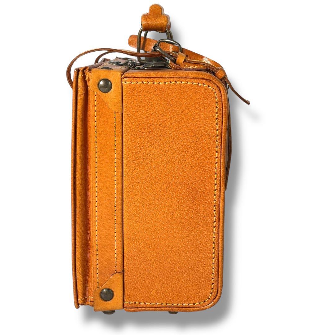 【極美品】スヌーピー　トランクケース　ハンドバッグ　レザー　革　金具　鍵付き