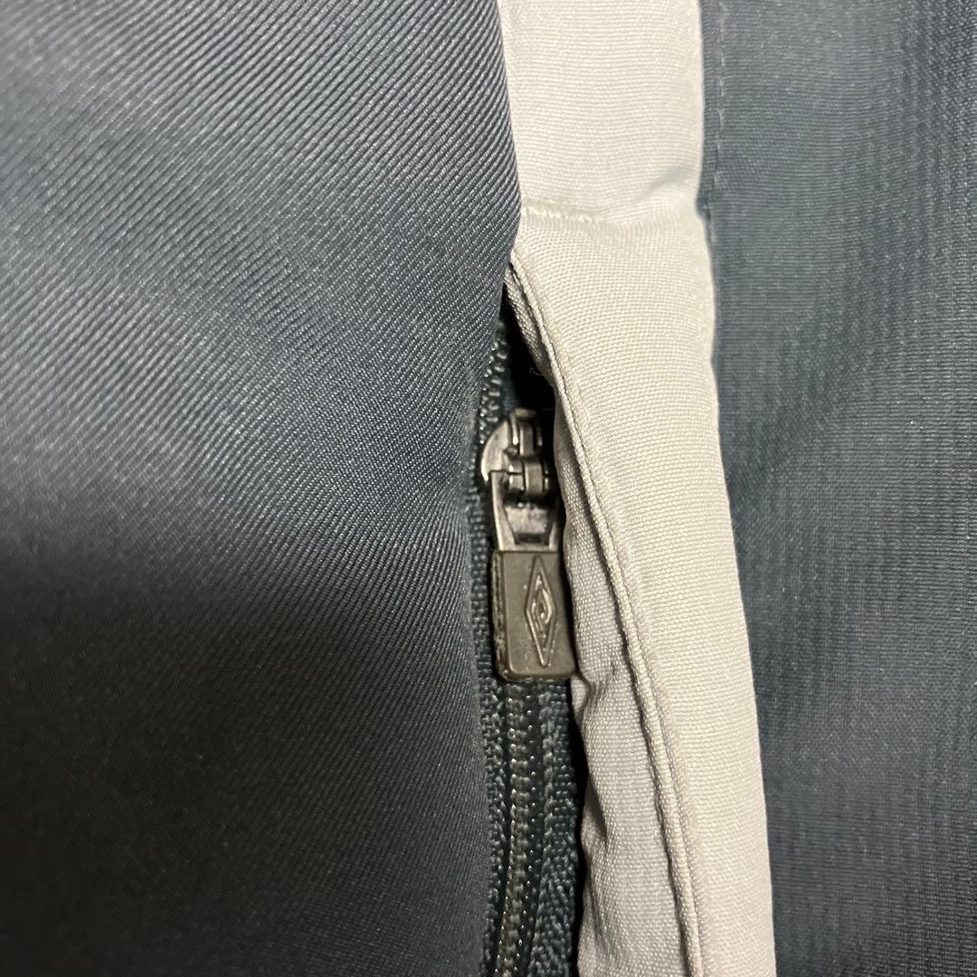 UMBRO アンブロ　XL イングランド代表 ベンチコート ダウンジャケット