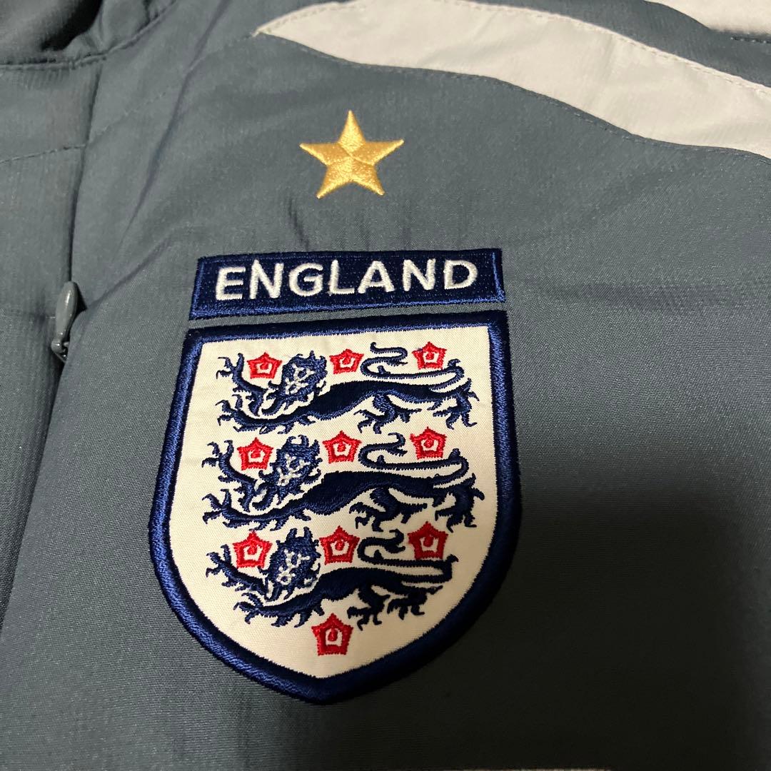 UMBRO アンブロ　XL イングランド代表 ベンチコート ダウンジャケット