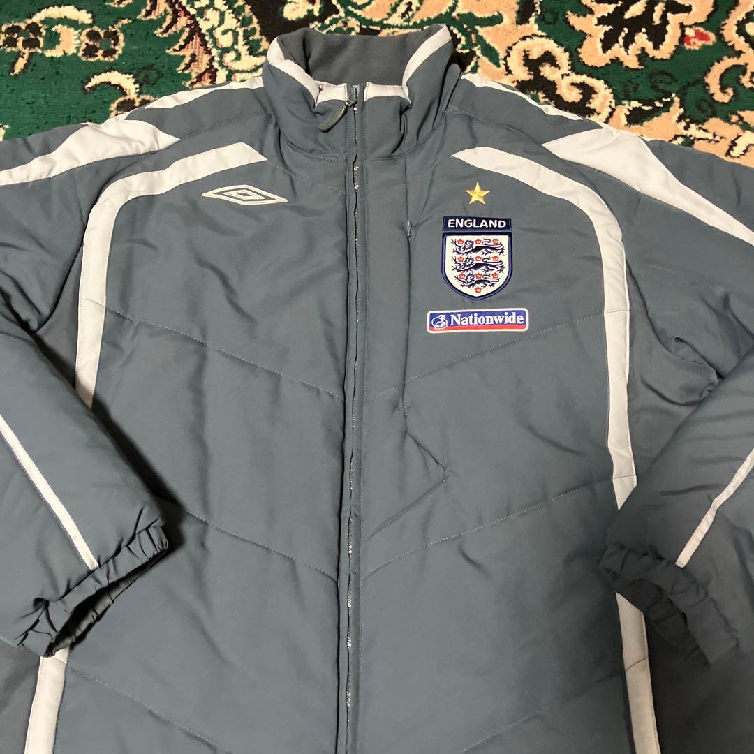 UMBRO アンブロ　XL イングランド代表 ベンチコート ダウンジャケット