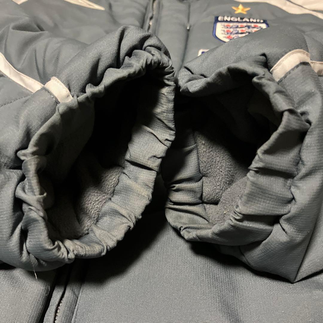 UMBRO アンブロ　XL イングランド代表 ベンチコート ダウンジャケット