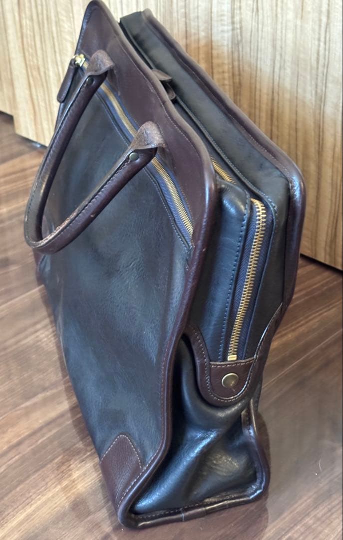 フェリージ　ブリーフケース