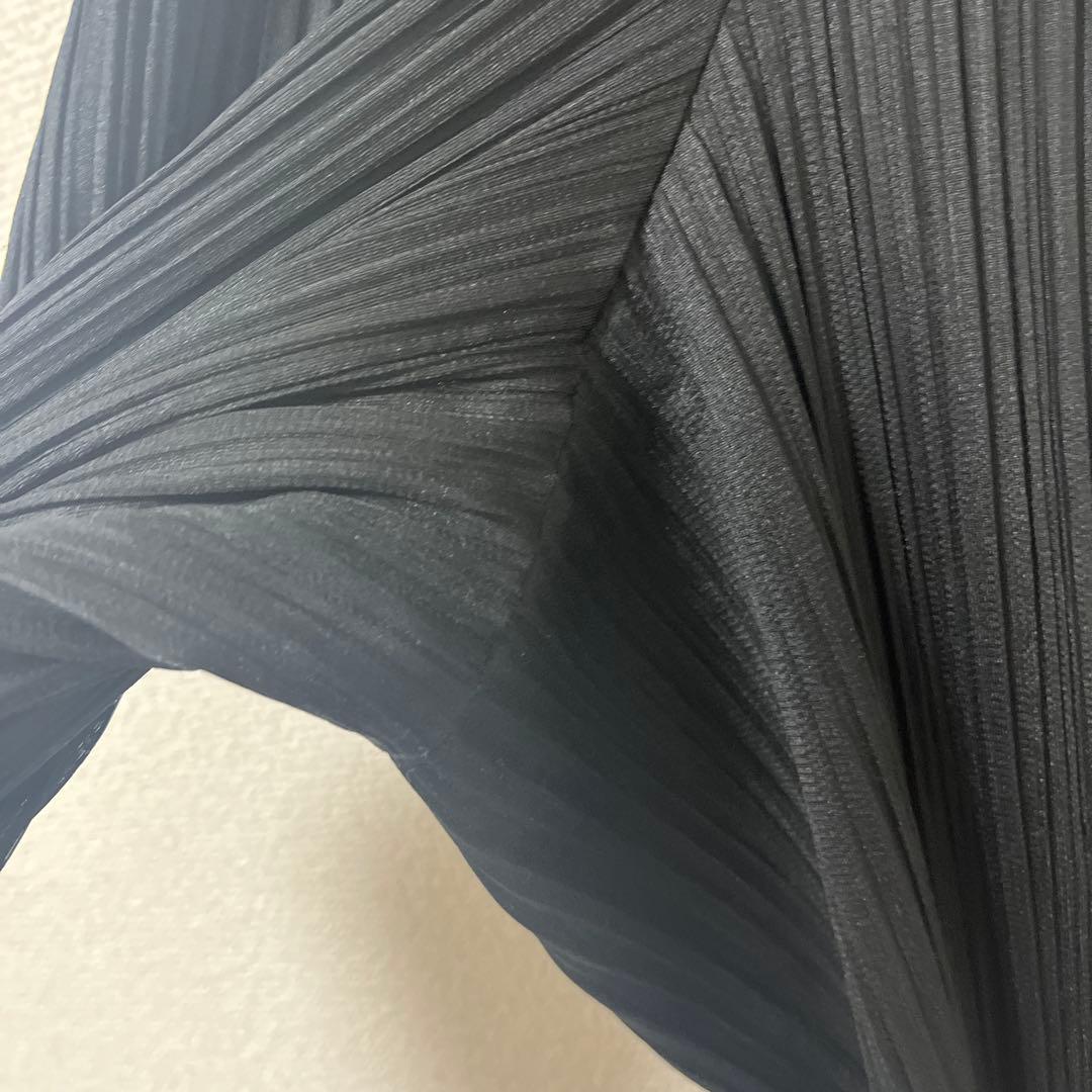 Pleats Please パンツ　黒