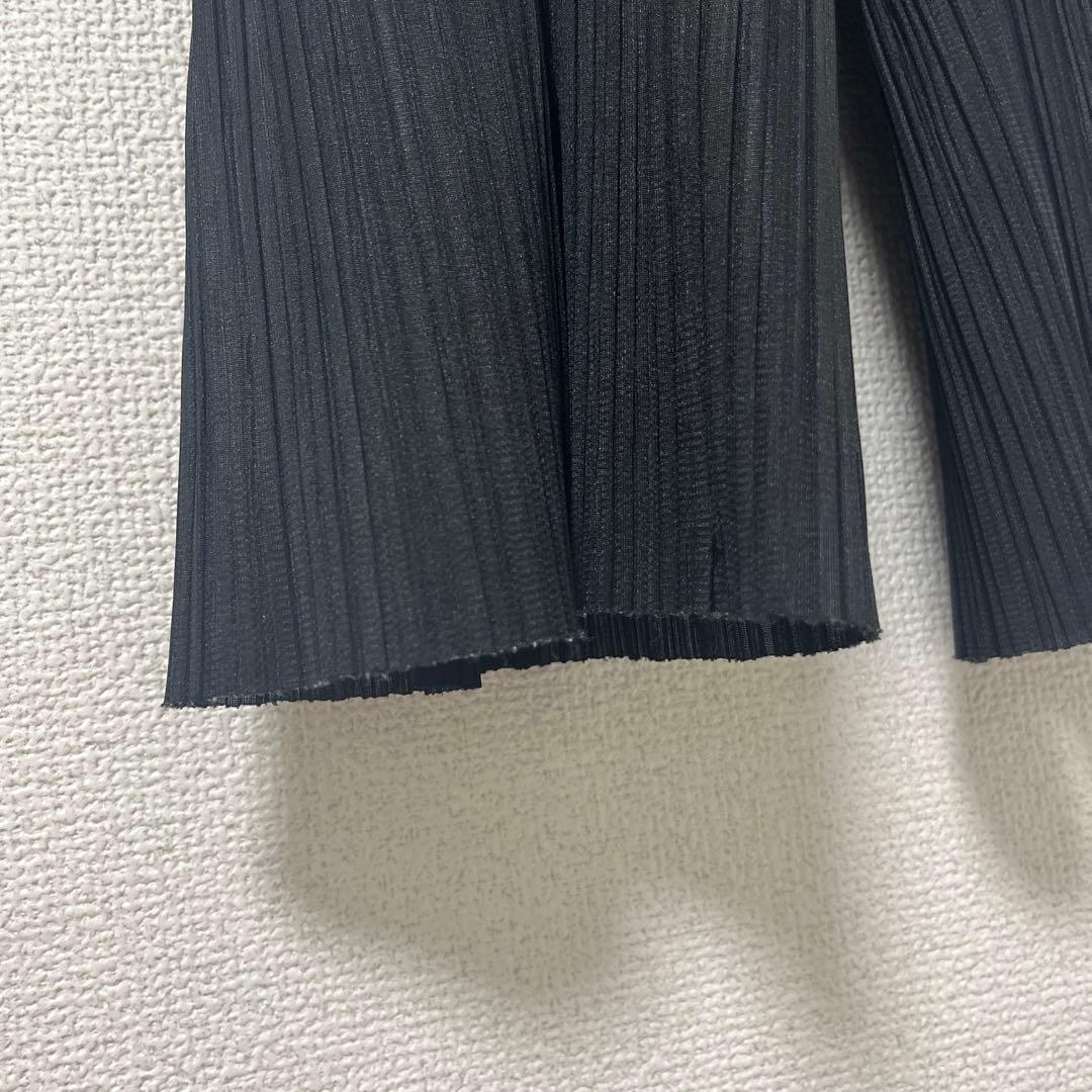 Pleats Please パンツ　黒