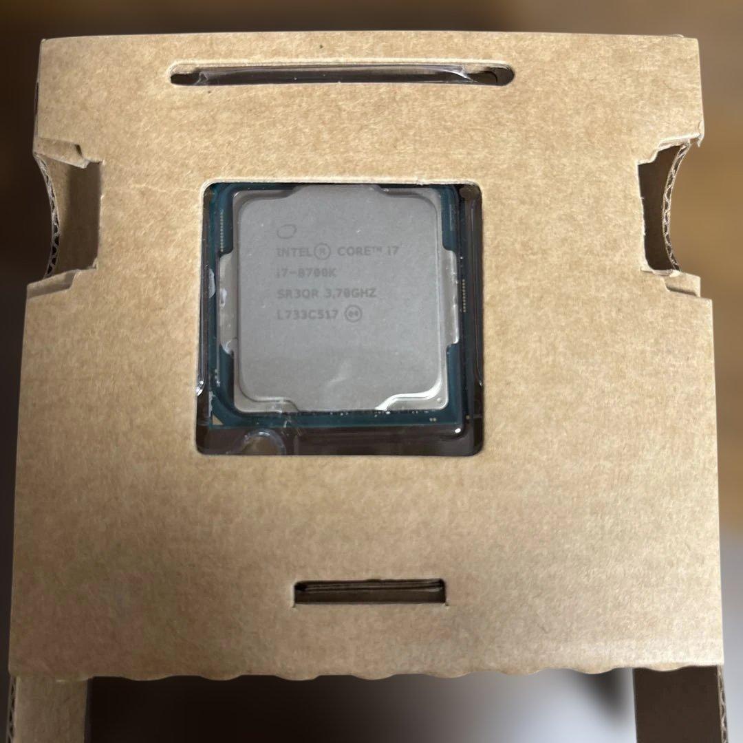 ヒッグー様専用】intel I7-8700K LGA1151(中古品) - メルカリ
