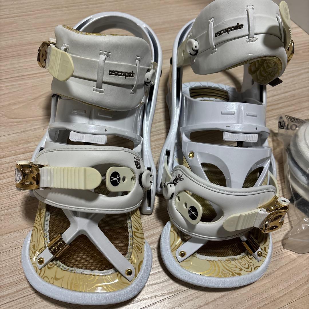 【BURTON】Escapade スノーボードビンディング ホワイト