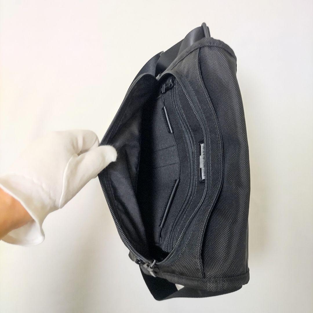 TUMI 22105DH Alpha ショルダーバッグ ボディバッグ 黒 未使用