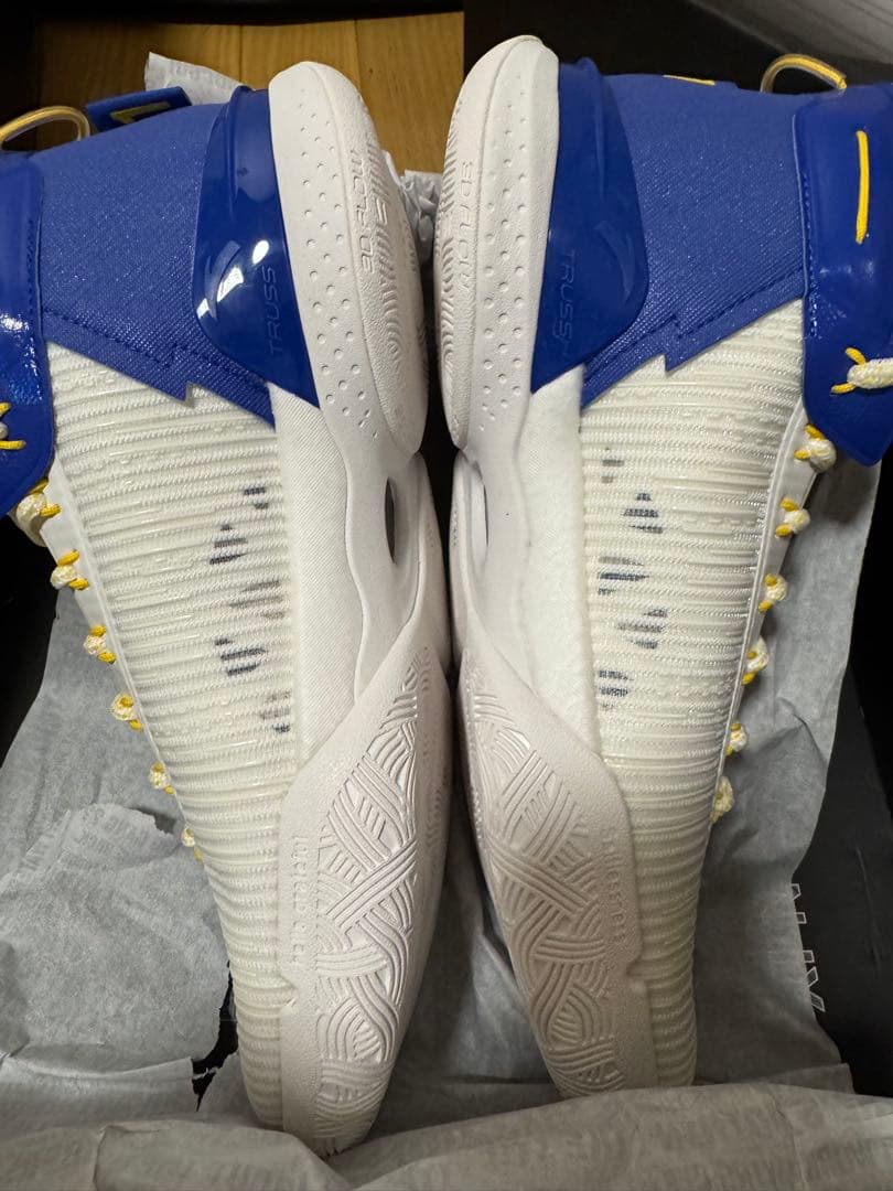 アンタ ANTAKT9 クレイ・ト ンプソン　バッシュ　28.5cm