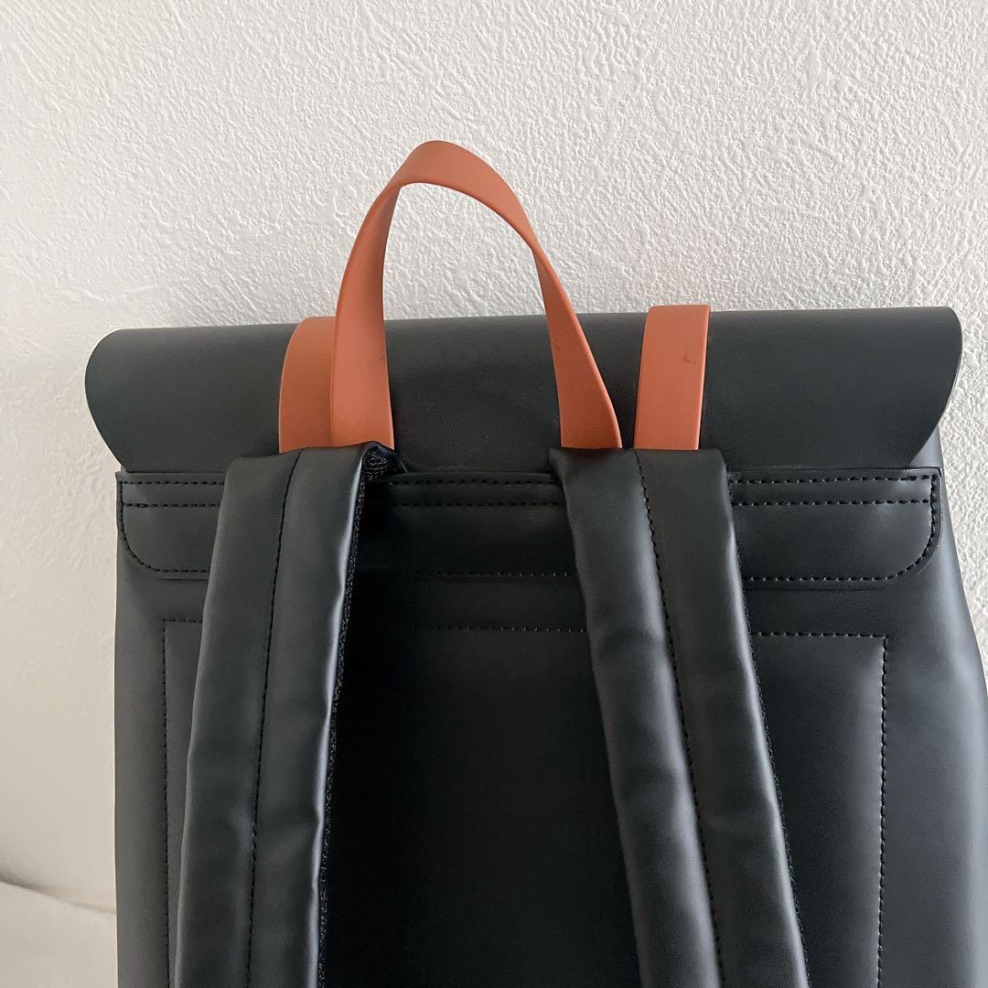 未使用級☆GASTON LUGA/SPLASH バックパックPC収納あり　防水