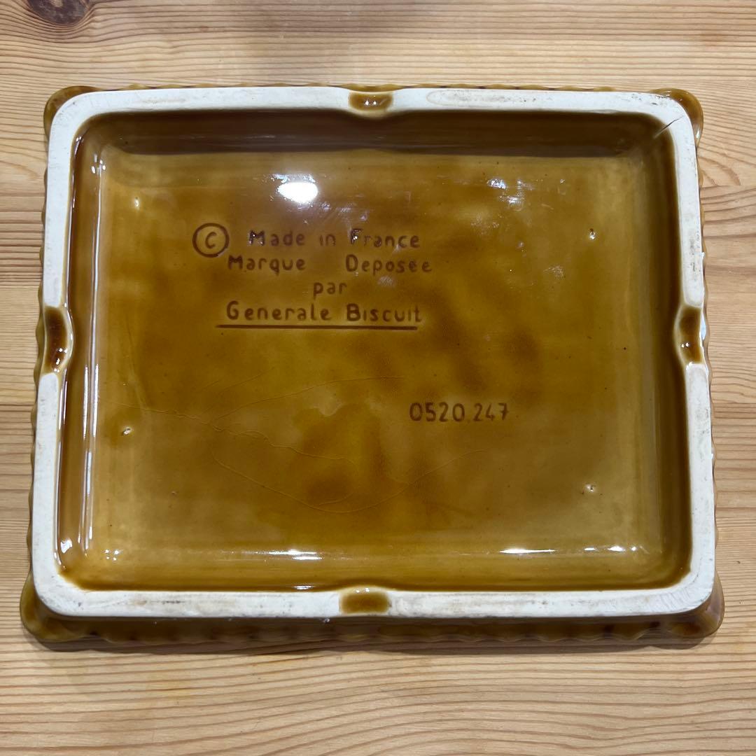 フランスヴィンテージ　陶器製鍋敷き LU PETIT-BEURRE 希少