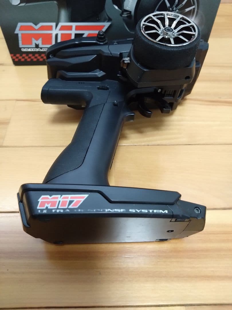 サンワ　M17 　送信機のみ　 SANWA　ワイヤレス充電可能