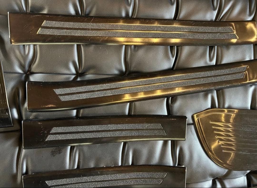 り*う様 MAZDA3用内装インテリア7万円ほど！