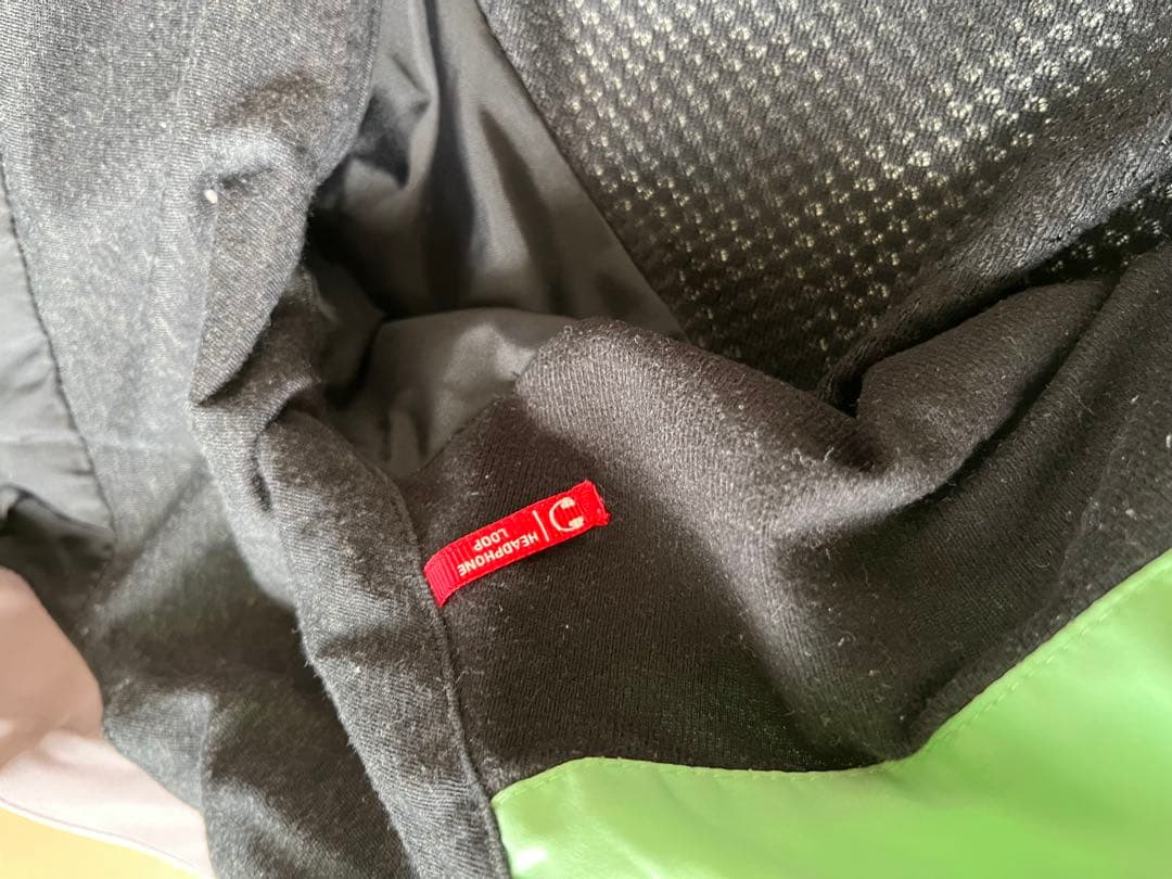 686 ゴアテックス　スノーボードウェア (女性用) M