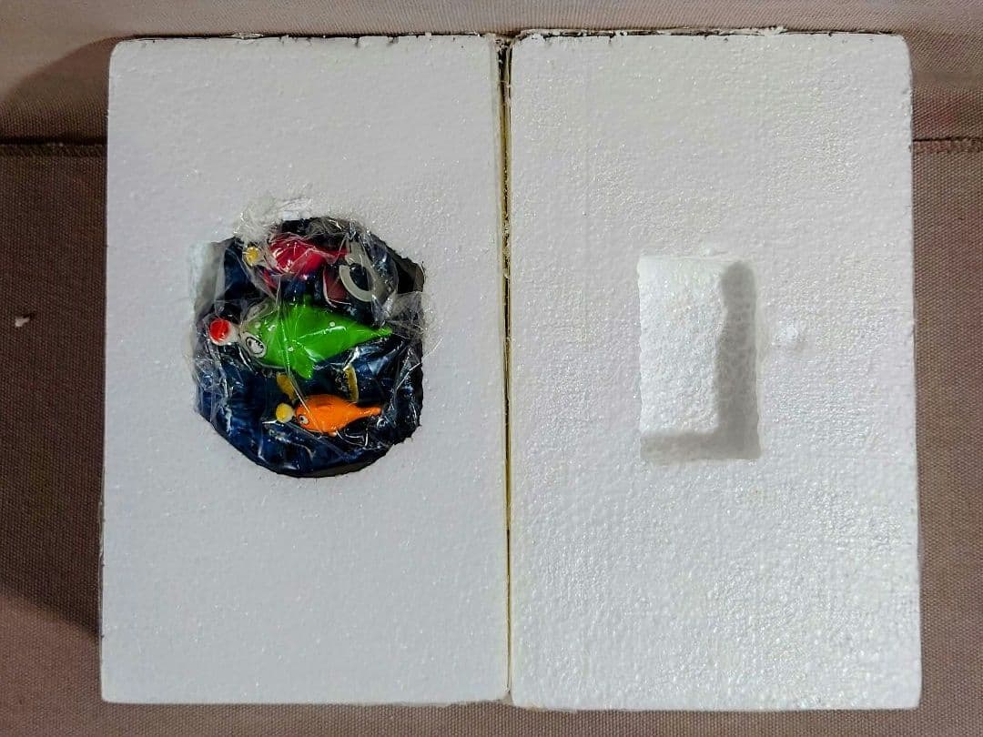 イワクラ　ゴジラ特撮大百科 DELUXE２　ゴジラ & イルカボート