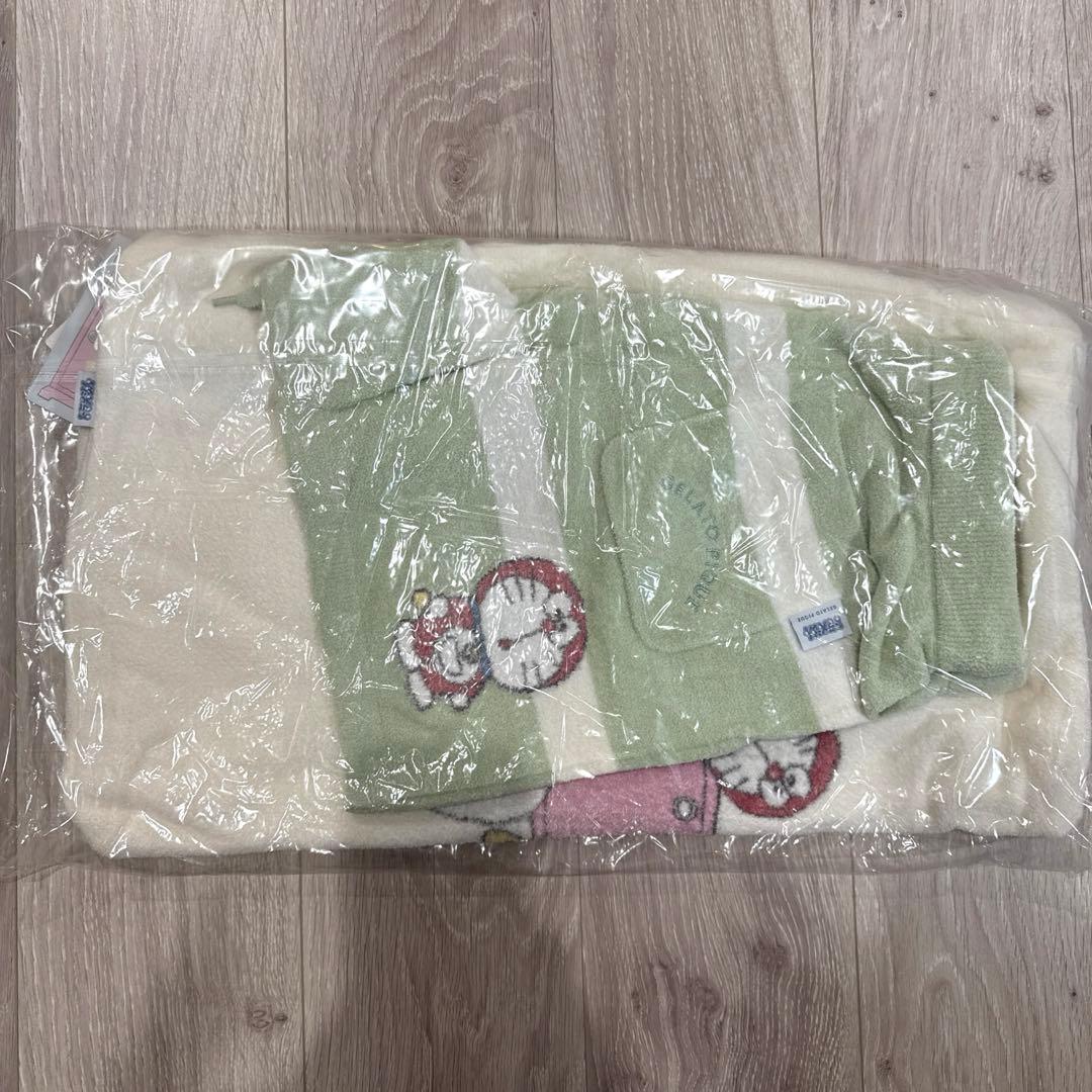 gelato pique 【ドラえもん】ジャガードプルオーバー&ショートパンツ