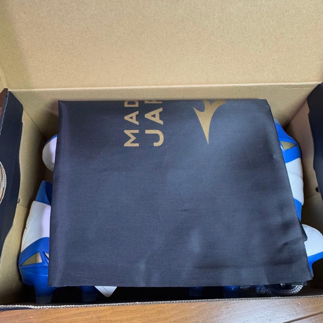 27.0 ミズノモレリア NEO 4 JAPAN P1GA243025