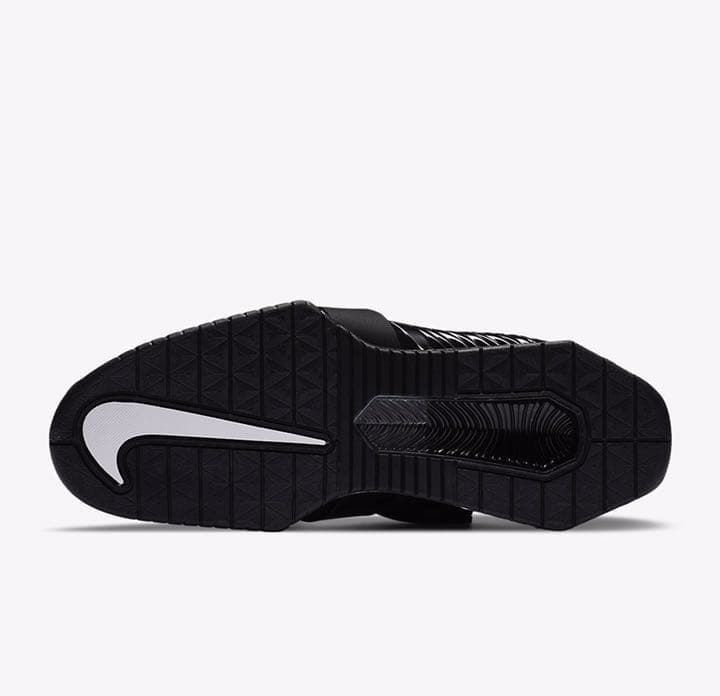 ロマレオス4 NIKE SBD 筋トレ ナイキ スクワット