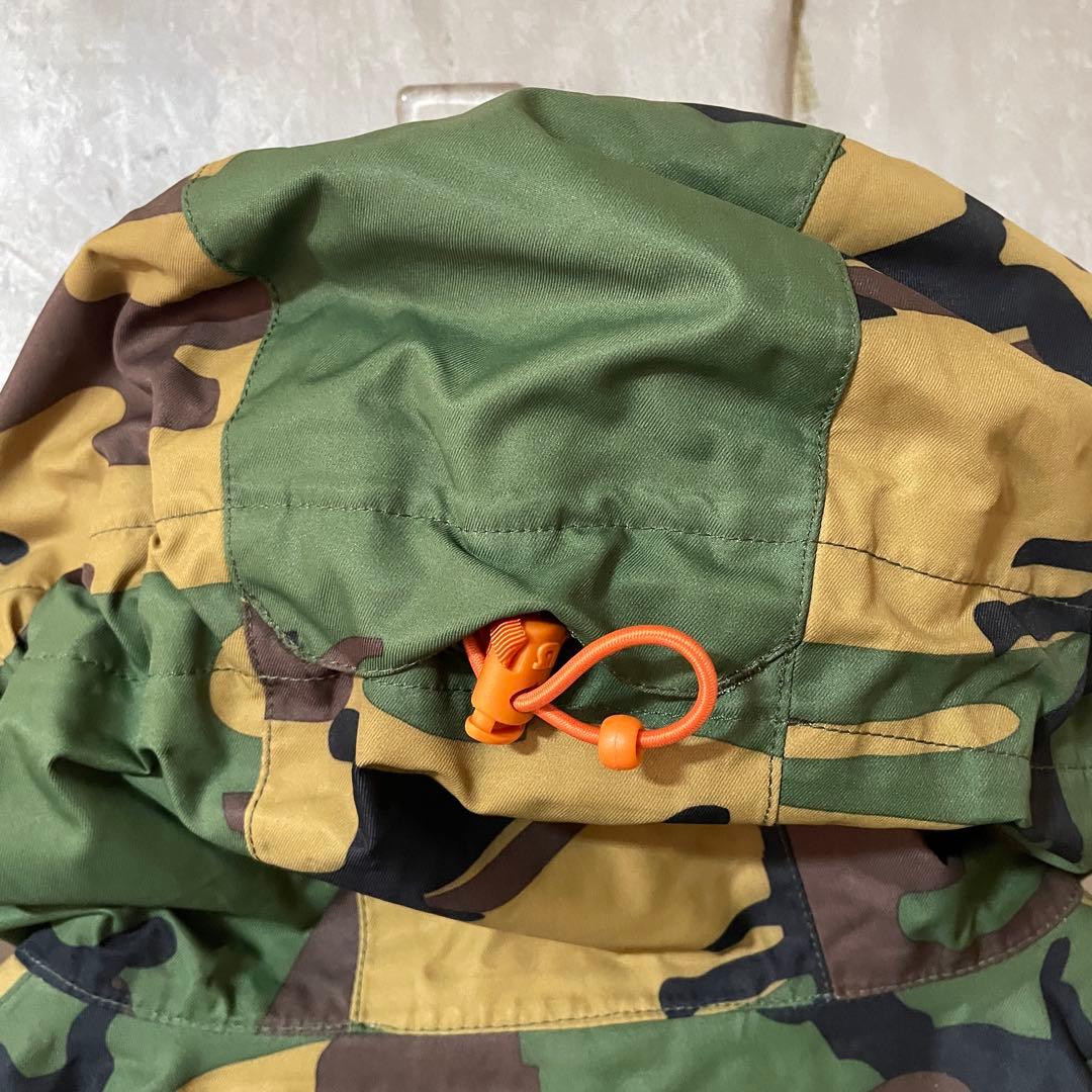 Burtonバートンスキーウェアスノーボードジャケットパーカー迷彩緑グリーン希少