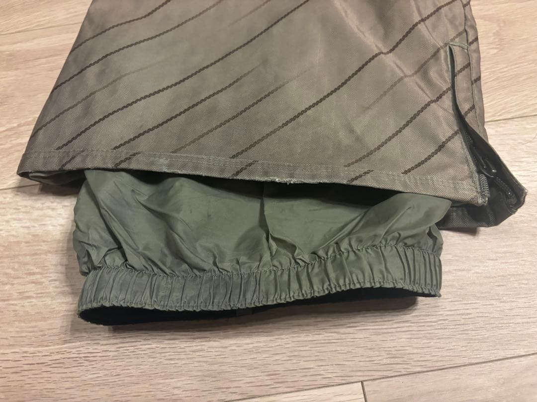 BURTON スノーボードウェア ジャケット・パンツセット Mサイズ　バートン