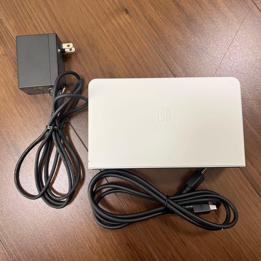 Nintendo Switch 有機ELモデル、ピンクとイエローのJoy-Con