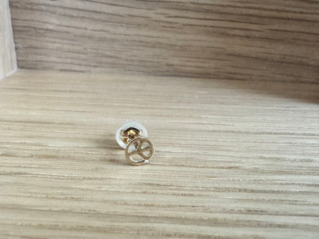 ビンゴブラザーズ　平和のシンボル ピアス(片耳用)