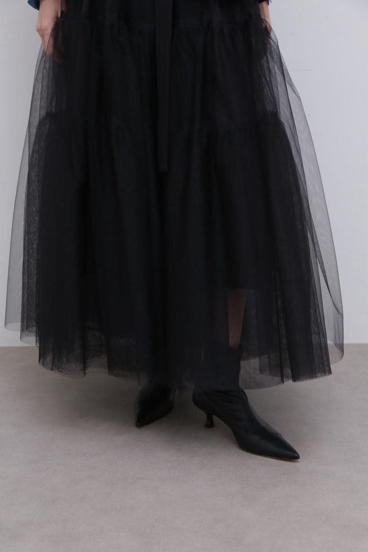 ADORE 2025年商品 UNiPH ブライトチュールスカート ブラック