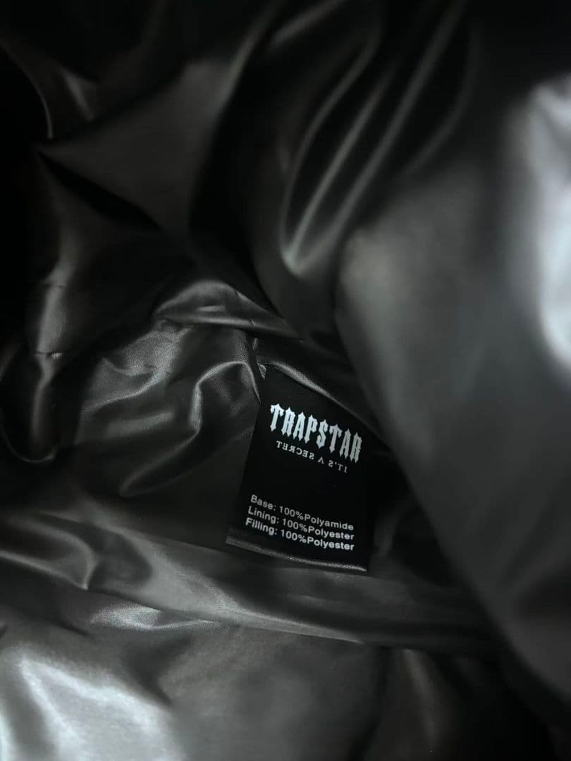 TRAPSTAR 光沢ブラック ダウンジャケット Mサイズ - ジャケット