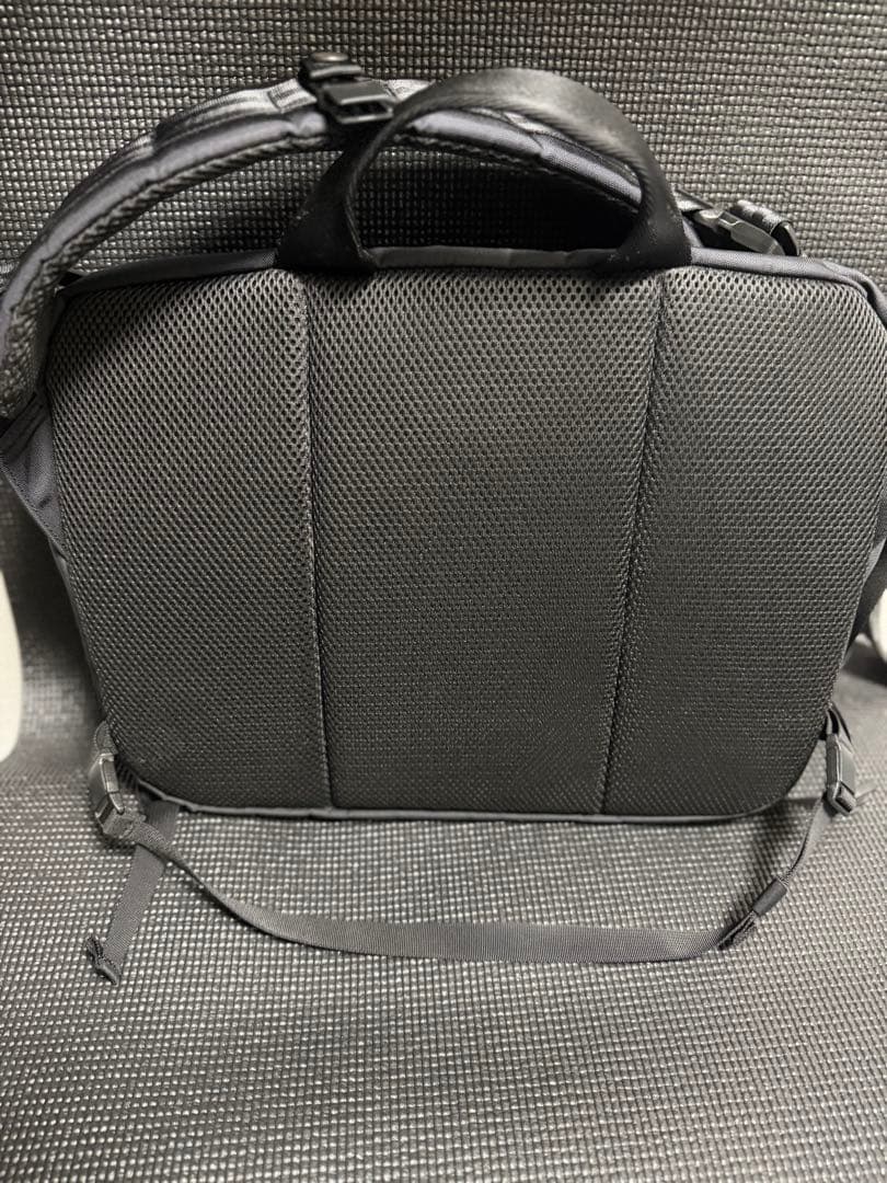 ブリーフィング　メッセンジャーバッグ