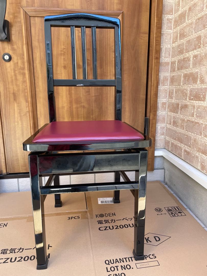 ピアノ椅子　トムソン椅子