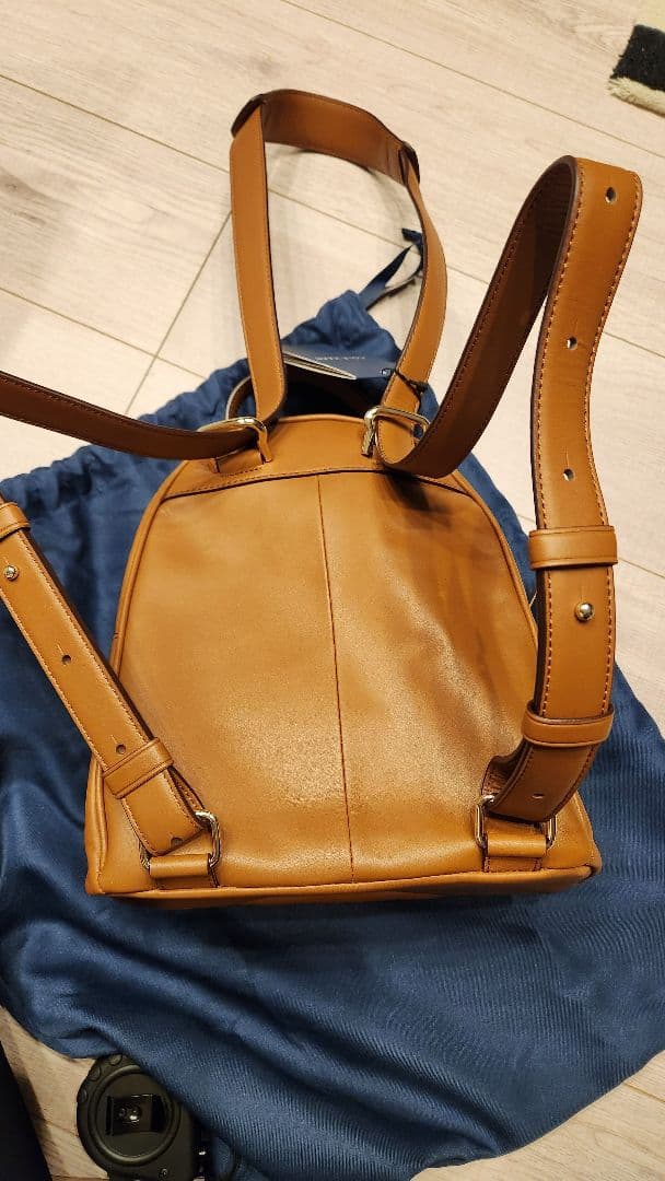 新品コールハーン リュックサック デイパック バックパック 本革 鞄の