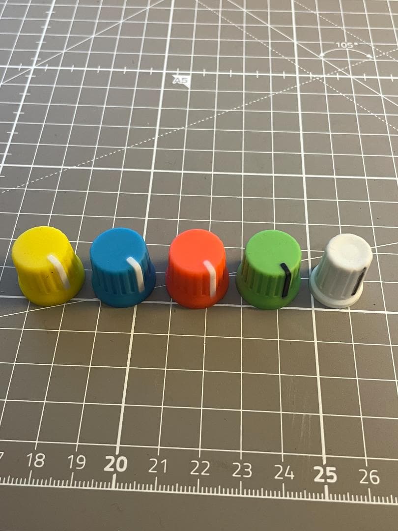 【ほぼ新品】Focusrite Scarlett 2i2 (3rd Gen)