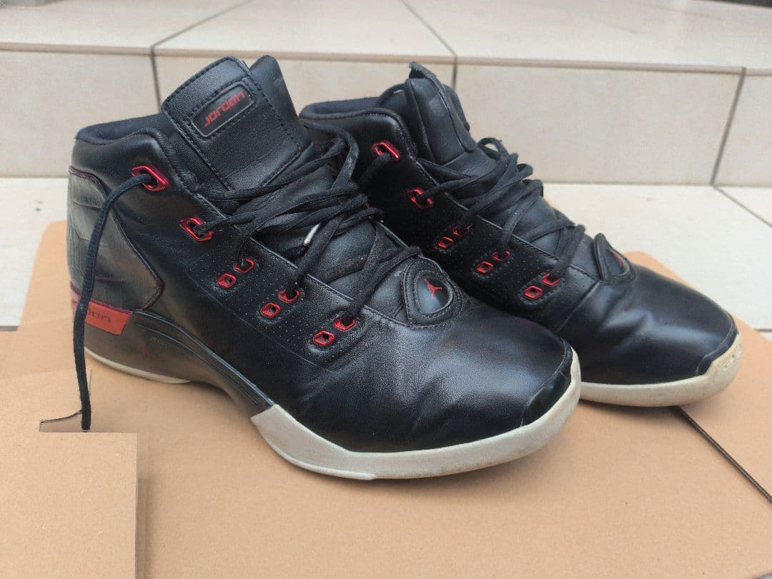 美品　NIKE AIR JORDAN17＋　 RETRO　28.5cm　ブルズ