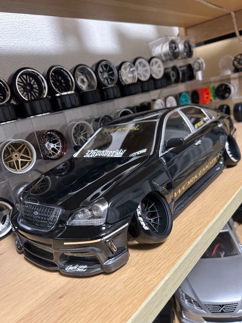 チーム鉄人クラウン180マジェスタV I Pボディ☆新品未走行品