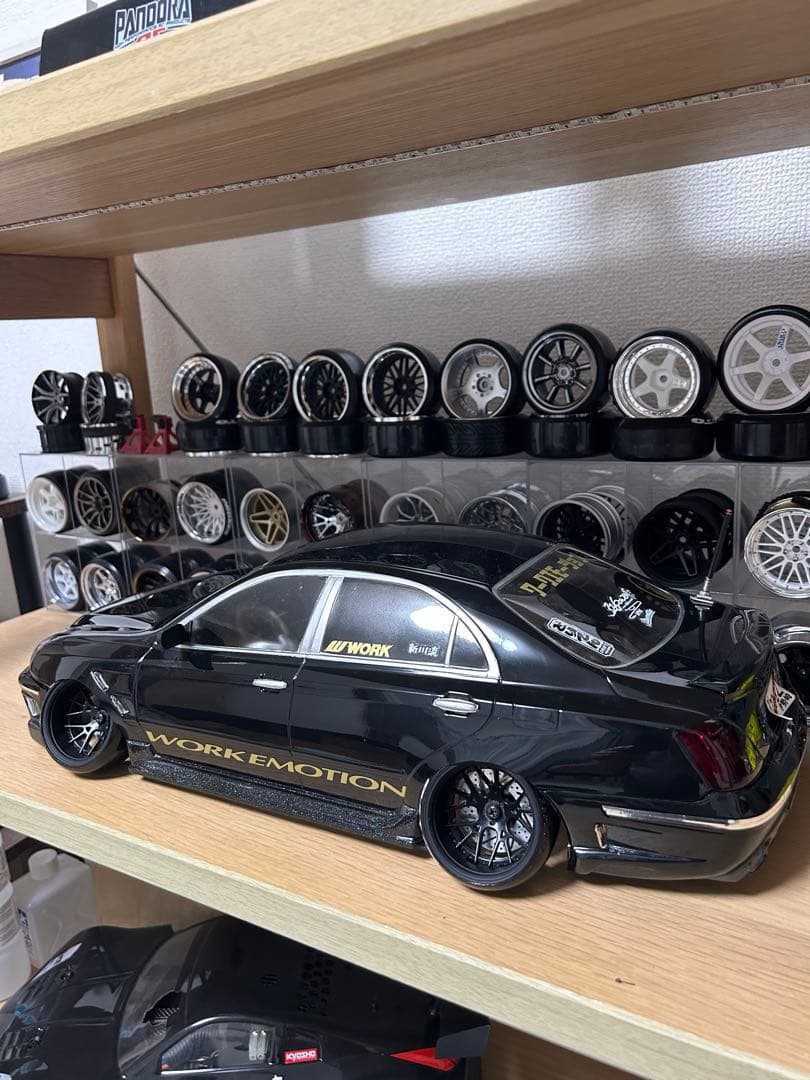 チーム鉄人クラウン180マジェスタV I Pボディ☆新品未走行品