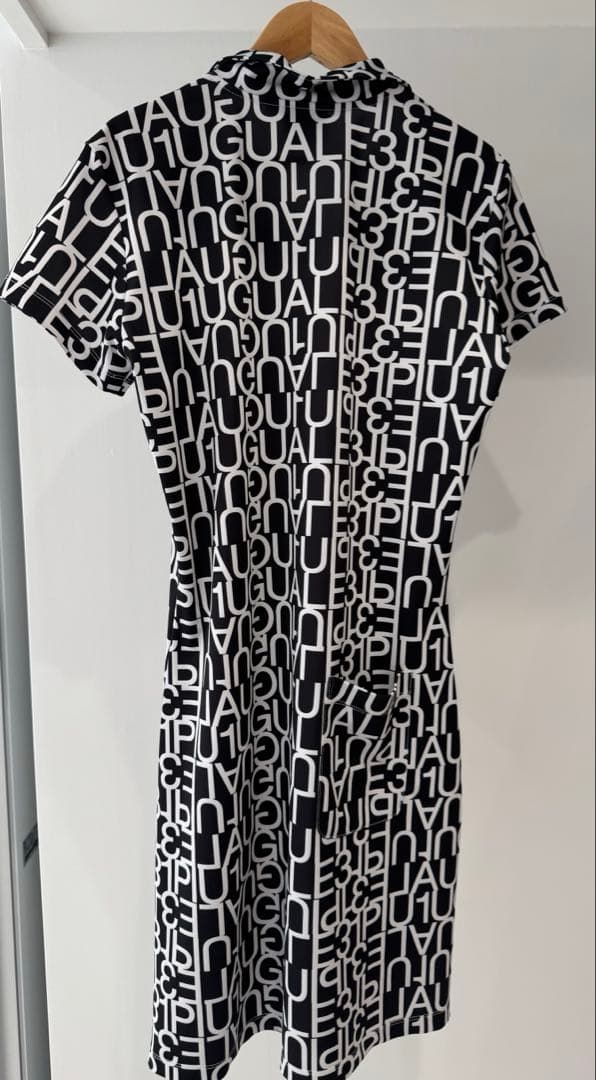 ●SALE● 1PIU1UGUALE3 ロゴプリント ワンピース サイズM