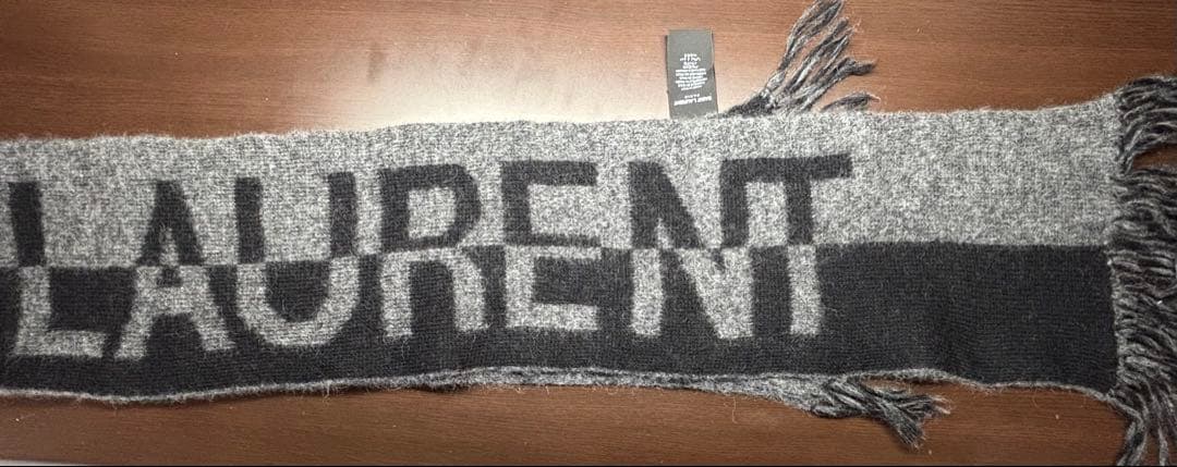 アタマさん専用SAINT LAURENT フリンジ付きマフラー グレー/ブラック