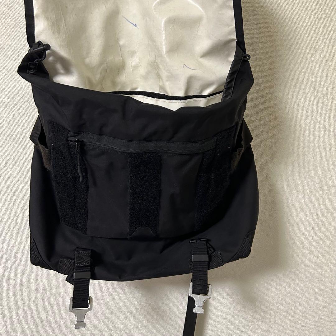 ひとかげ 　bagjack |〈別注〉コブラバックル メッセンジャーバッグ