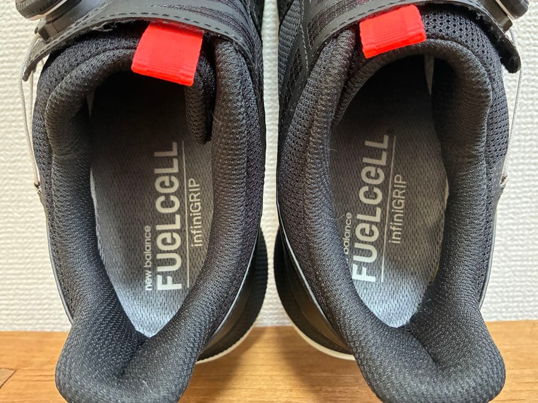 未使用に近いNew Balance FuelCell 1001v4 SL BOA