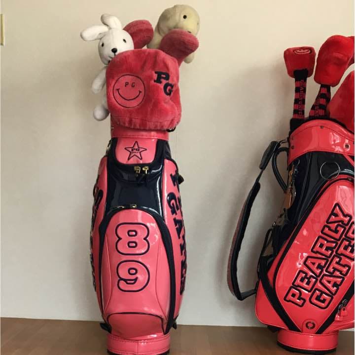 パーリーゲイツのキャディバッグ、アイアンカバー、ウッドカバー2個